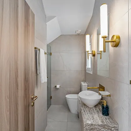 Olymp Luxury Family House