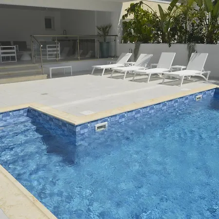 Olymp Luxury Family House