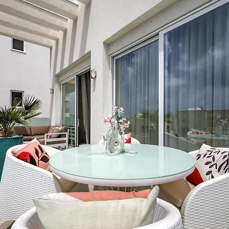 Olymp Luxury Family House Villa *