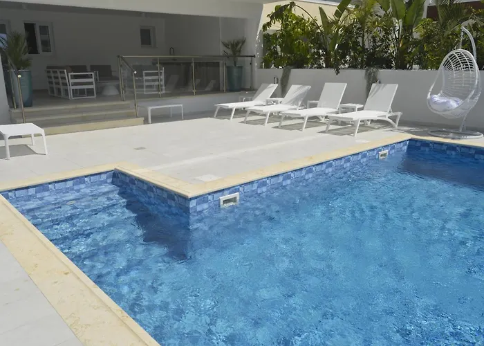 Olymp Luxury Family House