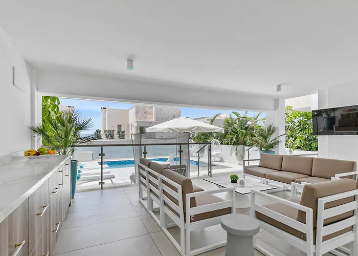 Olymp Luxury Family House * Paphos